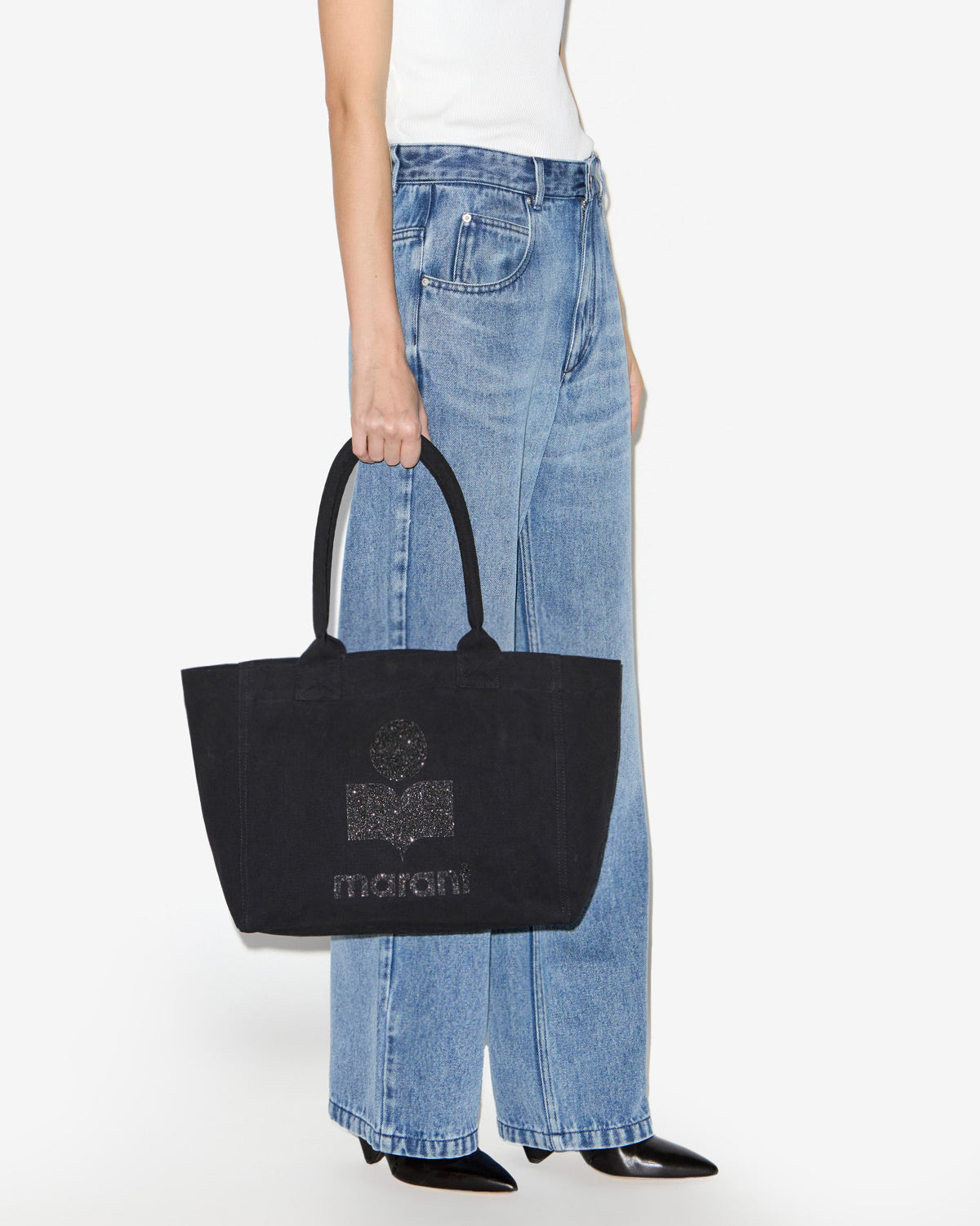 Yenky Zipped bag