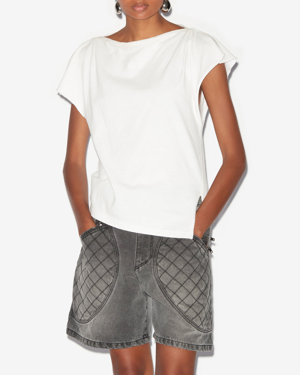 SEBANI T-SHIRT